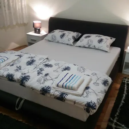 Apartman Skver 55 Apartment