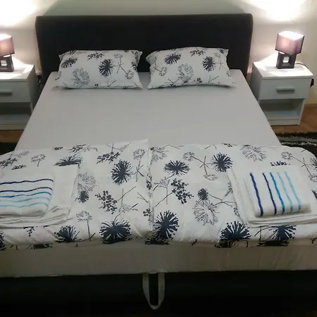 Apartman Skver 55 Apartment *