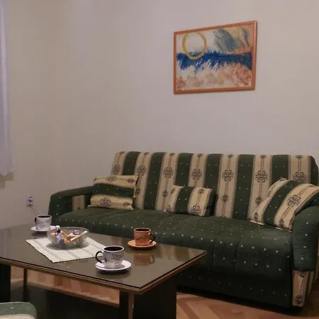 Apartment Apartman Skver 55 *