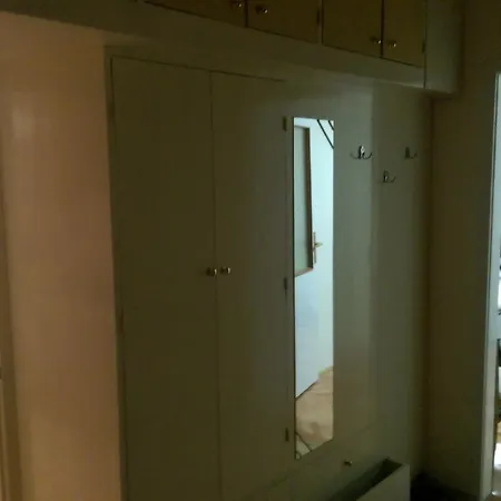 Apartment Apartman Skver 55